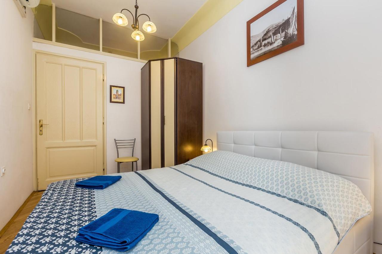 Apartment Juna Рийека Екстериор снимка